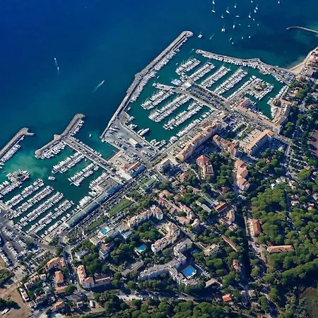 Hyeser - Pour 4 Personnes Sur Le Port D'hyères Appartamento